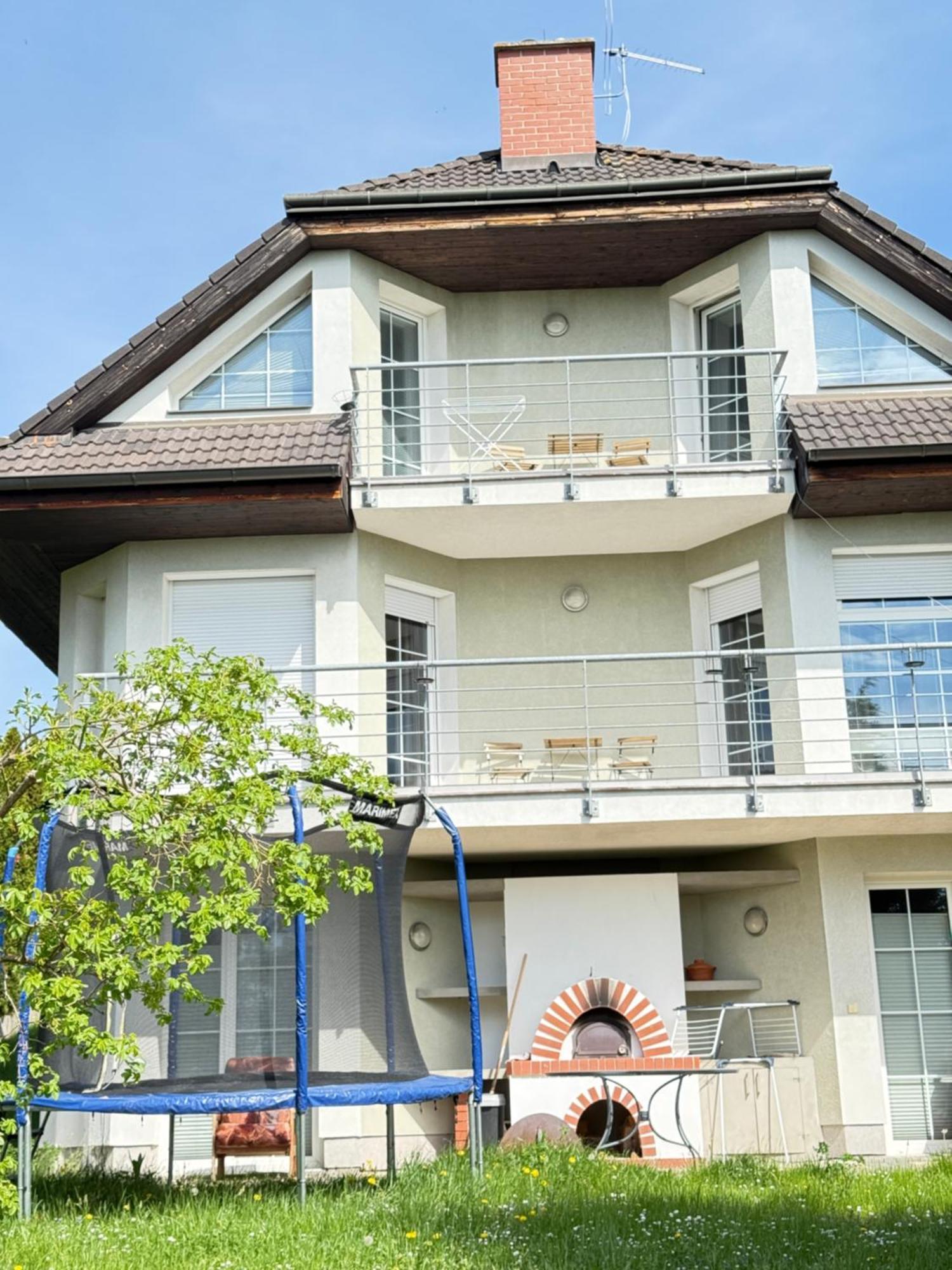 Diamondvilla, 4 Bedroom Apartment, Garden & Spa Praga Exterior foto